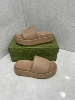 GUCCI Slides & Slippers Leather (Beige) EU35-43 A8020260603126899