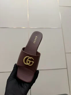 Alternative view of GUCCI Slides & Slippers Leather (Brown) EU35-42 B50202606031267119