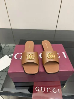 GUCCI Slides & Slippers Leather (Brown-Gold) EU35-42 B50202606031272119