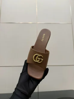 Alternative view of GUCCI Slides & Slippers Leather (Brown-Gold) EU35-42 B50202606031272119