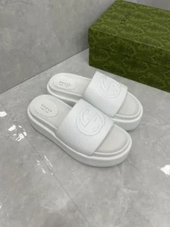 Alternative view of GUCCI Slides & Slippers Leather (White) EU35-43 A8020260603127499