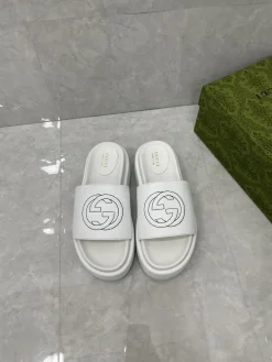 Alternative view of GUCCI Slides & Slippers Leather (White) EU35-43 A8020260603131499