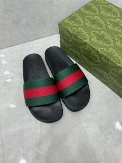 GUCCI Slides & Slippers Rubber (Black-Red-Green) EU36-46 A2020260603129079