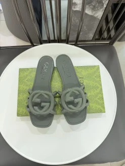 GUCCI Slides & Slippers Rubber (Gray) EU35-42 A0020260603130969