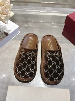 Alternative view of GUCCI Slides & Slippers Velvet (Brown-Silver) EU36-42 B10202606031317109