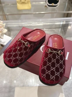 Alternative view of GUCCI Slides & Slippers Velvet (Red) EU36-42 B10202606031319109