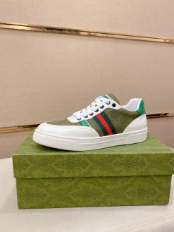 GUCCI Sneakers & Trainers Canvas-Leather (Green-White-Red) EU38-44 B10202606031327109