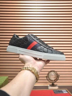 Alternative view of GUCCI Sneakers & Trainers Leather (Black-Red-Blue-White) EU38-45 B10202606031367109