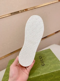 Alternative view of GUCCI Sneakers & Trainers Suede-Canvas (Black-Red-Green-White) EU38-44 B10202606031323109