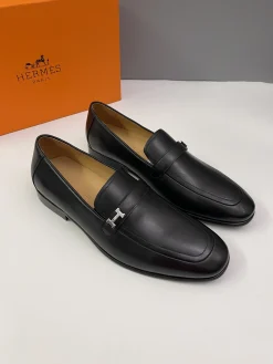 HERMES Flats & Loafers Leather (Black) EU38-46 D30202606031384169