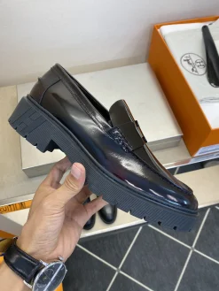 HERMES Flats & Loafers Leather (Black) EU39-44 D20202606031386169