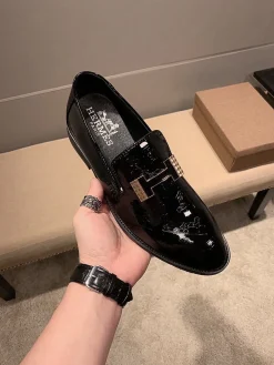 Alternative view of HERMES Flats & Loafers Patent Leather (Black) EU38-45 B10202606031392109