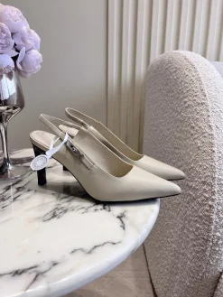 HERMES Pumps & Heels Leather (Beige-Black) EU35-39 C30202606031405139