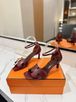 Alternative view of HERMES Pumps & Heels Leather (Burgundy) EU35-40 C00202606031409129