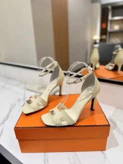 Alternative view of HERMES Pumps & Heels Leather (Cream) EU35-40 C00202606031410129