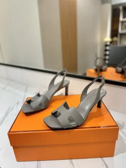 Alternative view of HERMES Pumps & Heels Leather (Gray) EU35-40 B90202606031402129
