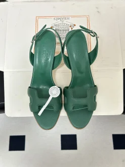 Alternative view of HERMES Pumps & Heels Leather (Green) EU35-39 C10202606031411129