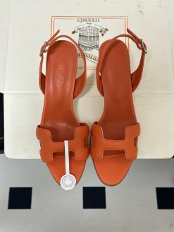 Alternative view of HERMES Pumps & Heels Leather (Orange) EU35-39 C10202606031413129