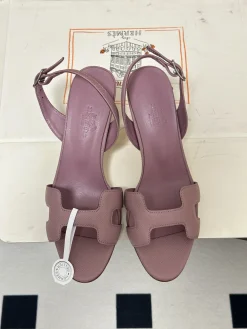 Alternative view of HERMES Pumps & Heels Leather (Purple) EU35-39 C10202606031414129