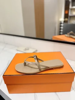 HERMES Sandals & Mules Leather (Beige) EU35-40 B60202606031441119