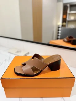 HERMES Sandals & Mules Leather (Brown-Black) EU35-40 B80202606031455129
