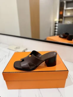HERMES Sandals & Mules Leather (Brown) EU35-40 B80202606031431129