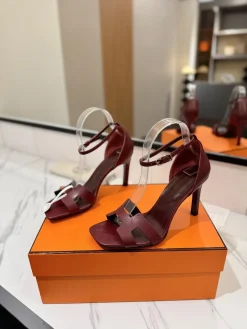Alternative view of HERMES Sandals & Mules Leather (Burgundy) EU35-40 C00202606031427129