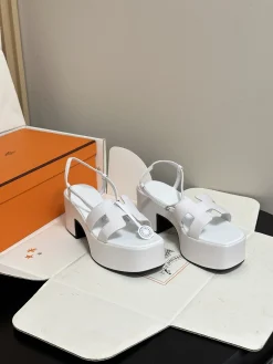 Alternative view of HERMES Sandals & Mules Leather (White-Black) EU35-39 C70202606031436149