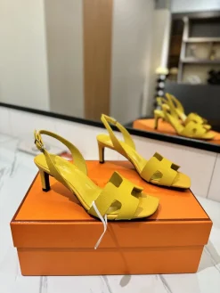 HERMES Sandals & Mules Leather (Yellow) EU35-40 B90202606033243129