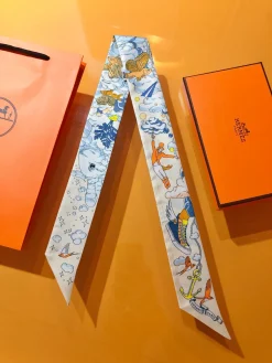 Alternative view of HERMES Scarves & Twilly D520260602067549