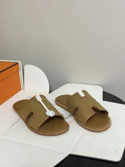 Alternative view of HERMES Slides & Slippers Canvas-Leather (Brown) EU39-45 C40202606031523139
