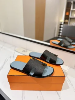 Alternative view of HERMES Slides & Slippers Leather (Black-Blue) EU39-44 B50202606031540119