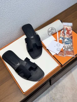 Alternative view of HERMES Slides & Slippers Leather (Black) EU35-43 B0020260603153499