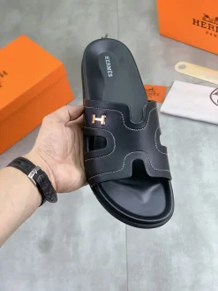 Alternative view of HERMES Slides & Slippers Leather (Black) EU39-45 A5020260603154289