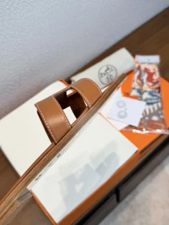HERMES Slides & Slippers Leather (Brown) EU35-43 B0020260603155899