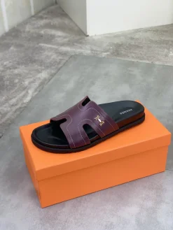 HERMES Slides & Slippers Leather (Burgundy-Black-Gold) EU39-45 A5020260603156289