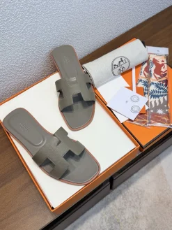 Alternative view of HERMES Slides & Slippers Leather (Gray-Brown) EU35-43 B0020260603157299