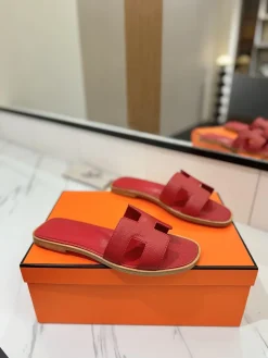 HERMES Slides & Slippers Leather (Red) EU35-40 B0020260603158199