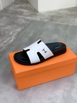 HERMES Slides & Slippers Leather (White-Black) EU39-45 A5020260603158989