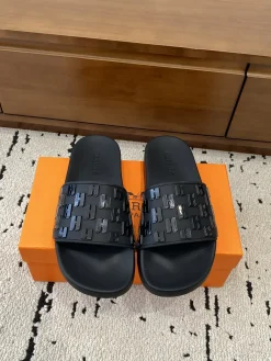 Alternative view of HERMES Slides & Slippers Rubber (Black) EU39-46 A0020260603160269