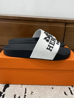 HERMES Slides & Slippers Rubber (Black-White) EU39-46 A0020260603151669