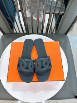 HERMES Slides & Slippers Rubber (Dark Gray) EU36-41 I020260603160469