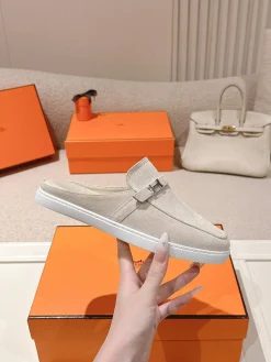 HERMES Slides & Slippers Suede (Beige-White) EU35-45 B51202606031611119