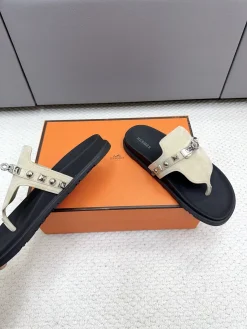Alternative view of HERMES Slides & Slippers Suede (Black-Beige) EU35-45 B20202606031609109