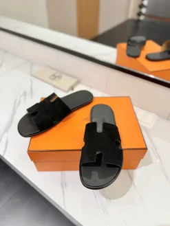 Alternative view of HERMES Slides & Slippers Suede (Black) EU39-44 B50202606031613119