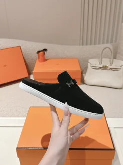 HERMES Slides & Slippers Suede (Black-White) EU35-45 B51202606031615119