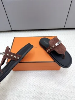 HERMES Slides & Slippers Suede (Brown-Black) EU35-45 B20202606031620109
