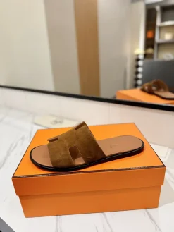 HERMES Slides & Slippers Suede (Brown-Black) EU39-44 B50202606031621119