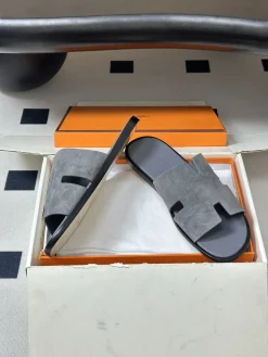 HERMES Slides & Slippers Suede (Gray-Black) EU39-45 C40202606031626139