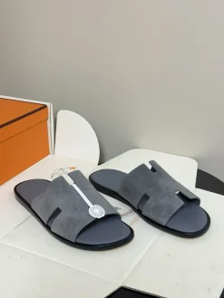 Alternative view of HERMES Slides & Slippers Suede (Gray-Black) EU39-45 C40202606031626139